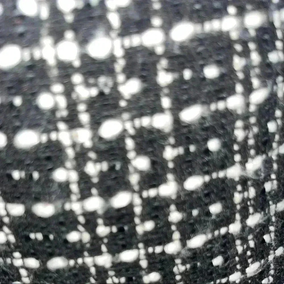 Michael Kors Tweed pencil skirt with side split, zip side closure: career wear - Picture 4 of 8